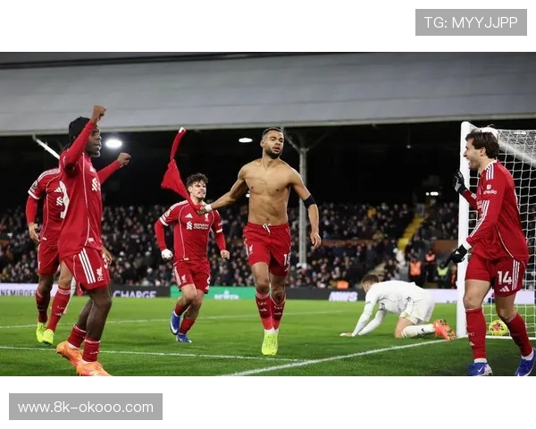 世界波绝平:富勒姆球员里德97分钟惊天远射挫败利物浦 世界波绝平:富勒姆球员里德97分钟惊天远射挫败利物浦