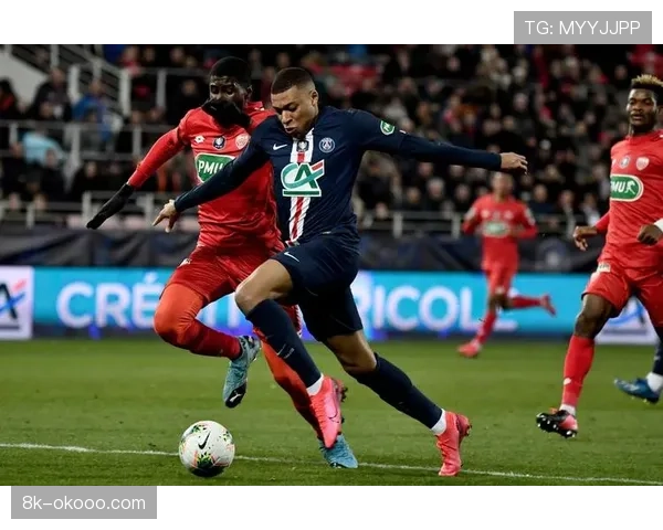 前法甲球星本阿尔法因税务问题出庭受审